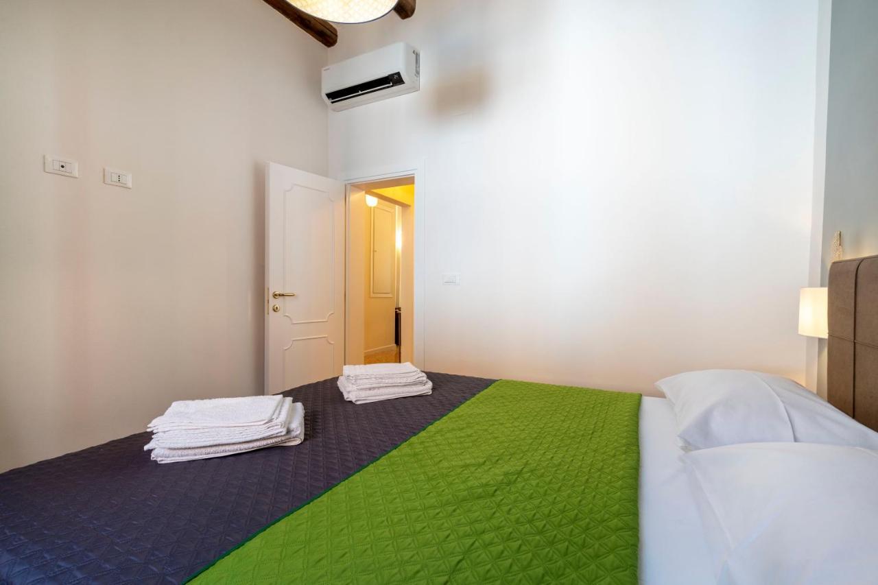 Appartement Querini Suite-balcony On Canal, Close To San Marco