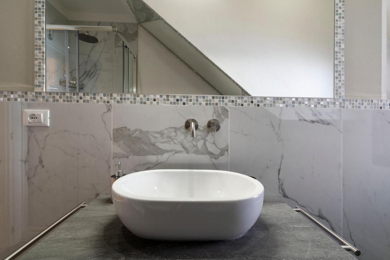 Querini Suite-balcony On Canal, Close To San Marco * Venise