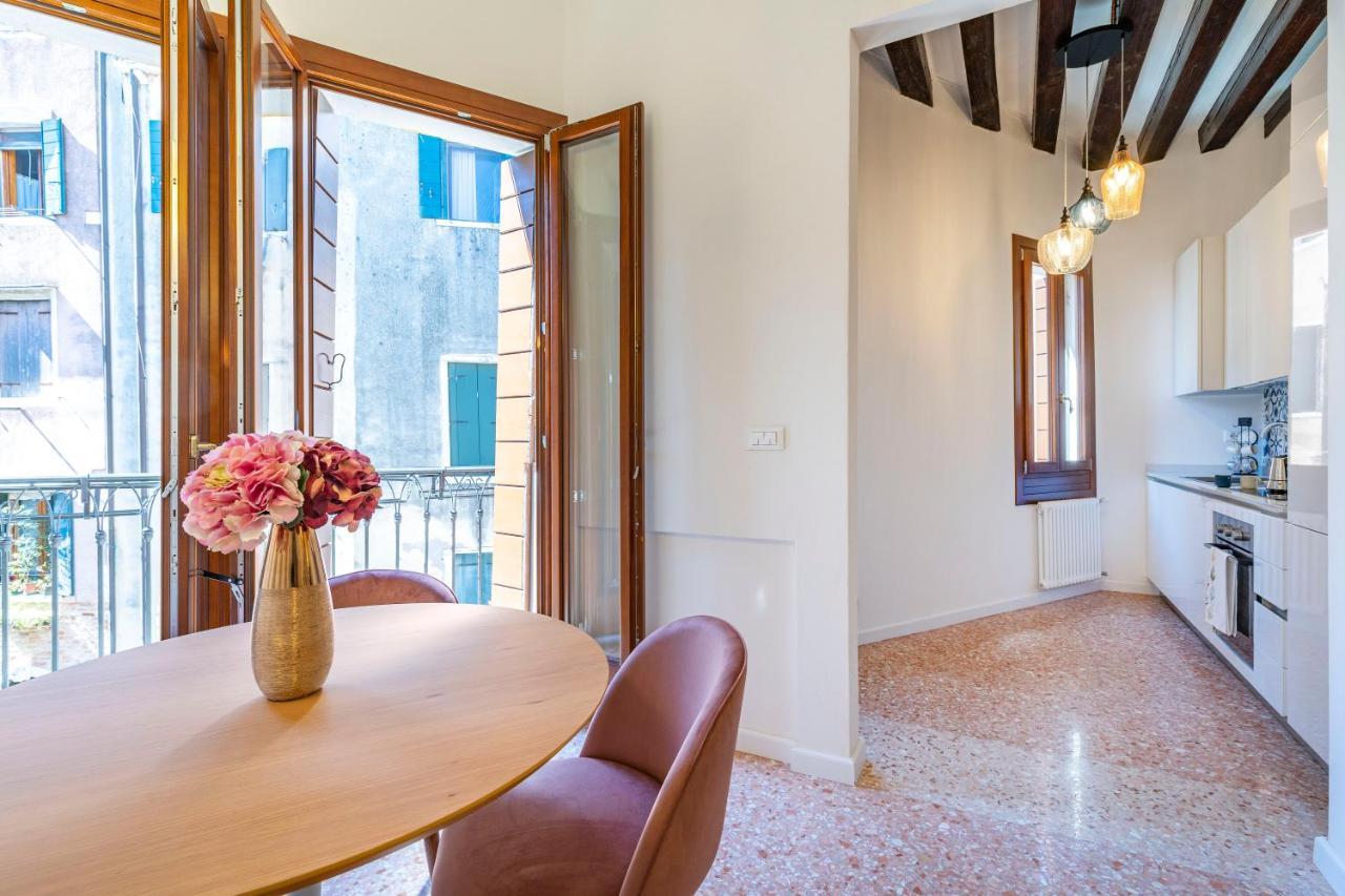 Querini Suite-balcony On Canal, Close To San Marco * Venise